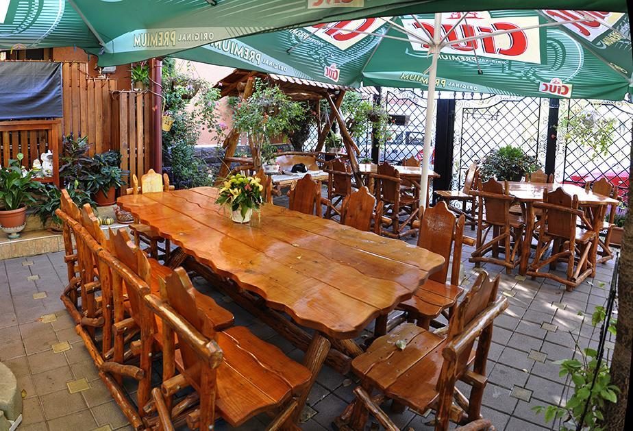 Casa Belazur Hotel Deva Exterior photo