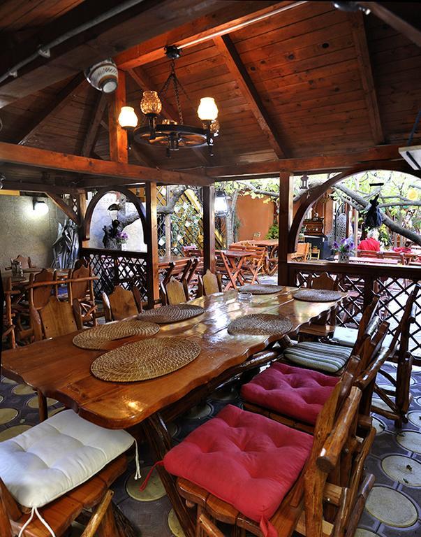 Casa Belazur Hotel Deva Exterior photo